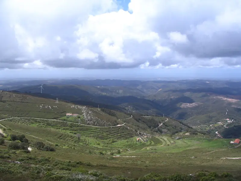 Encostas e vales da Serra de Monchique